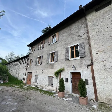 Meryhof 3 Stanze Apartment *