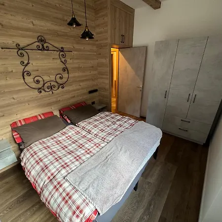Meryhof 3 Stanze *